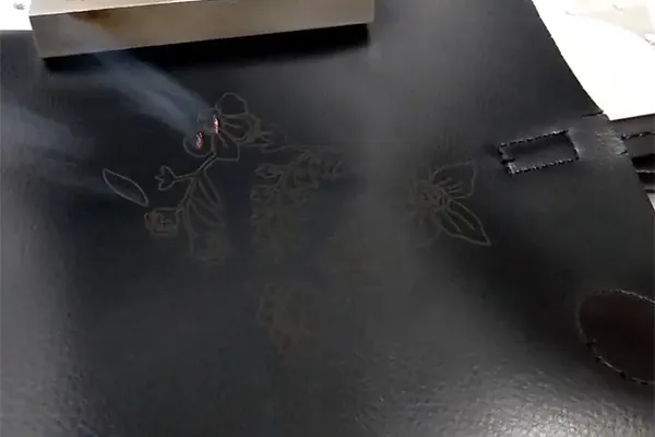 Marking: Leather Bag